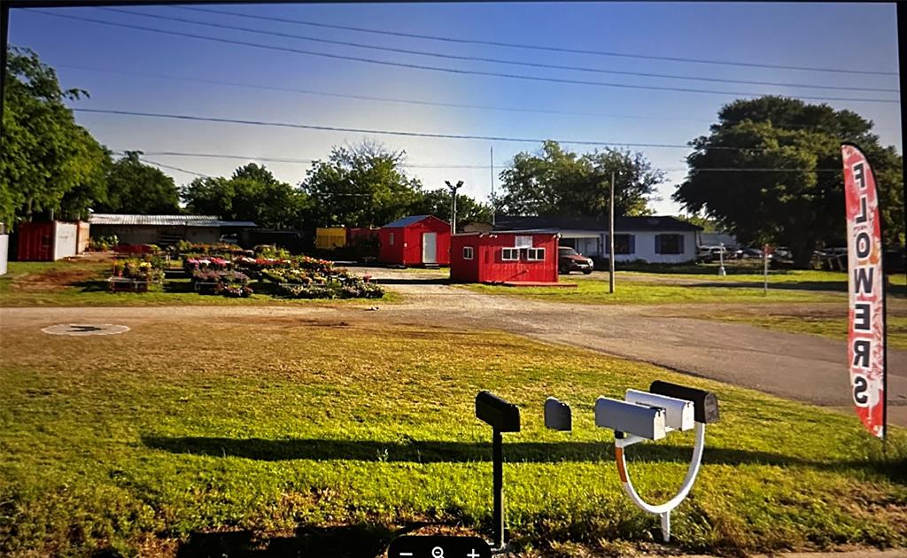 1810 Farm Market 1187 - Photo 3