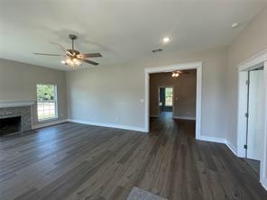 201 E 6th Street - Photo 18