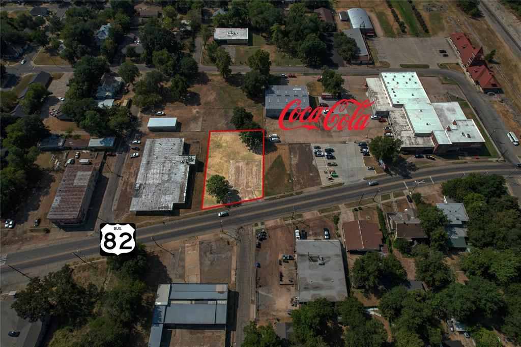 811 Bonham Street - Photo 1
