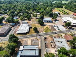 811 Bonham Street - Photo 2