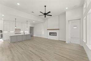 1034 Bingham Way - Photo 18