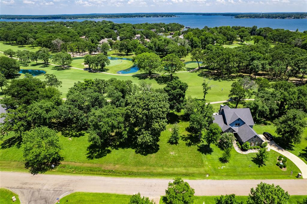 321 Saint Andrews Drive - Photo 2