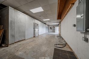 211 N Swenson Street - Photo 11