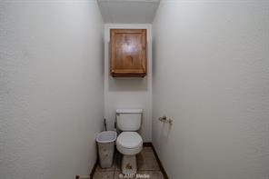 211 N Swenson Street - Photo 8