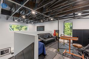4798 Iberia Avenue - Photo 13
