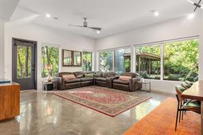 4798 Iberia Avenue - Photo 3