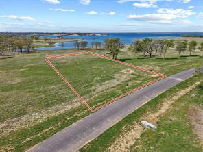 237 Lakeshore Terrace - Photo 4