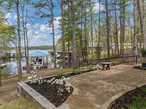 1905 County Road 3108 - Photo 29