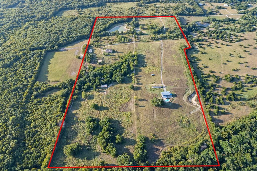9530 County Road 581 - Photo 1