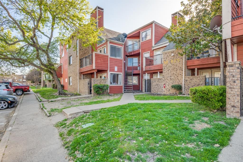9825 Walnut Street - Photo 1