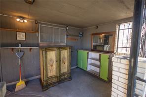 809 Lomo Street - Photo 32