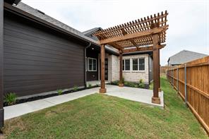 1704 Meadow Crest Drive - Photo 2