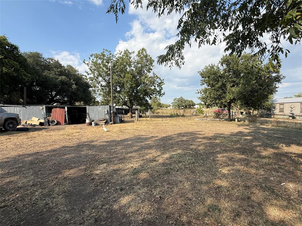 414 E Harris Street - Photo 10