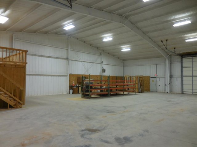 Photo 16