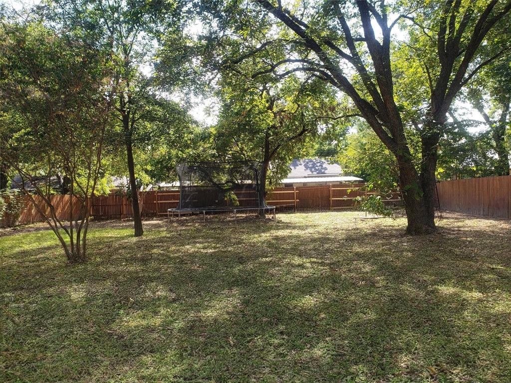 119 Hackberry Street - Photo 1