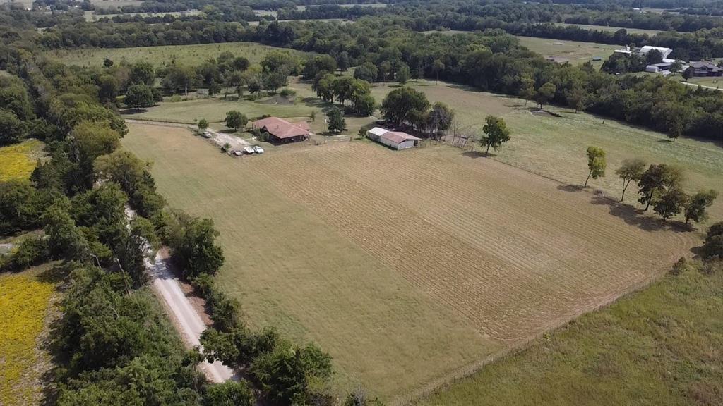 2306 County Road 4145 - Photo 4
