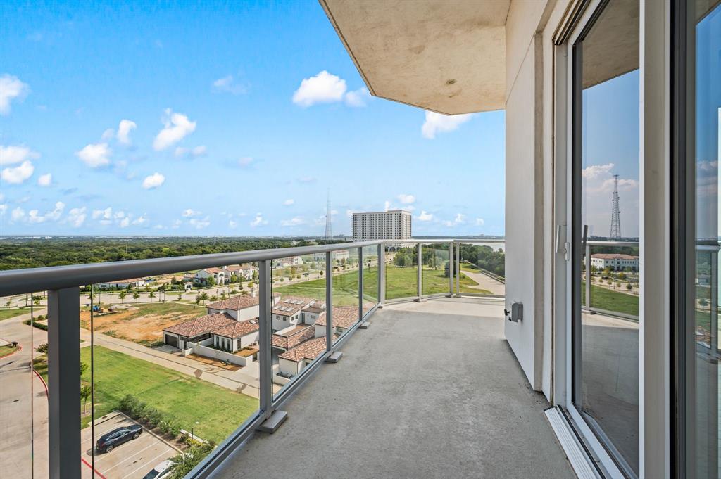 2800 Lakeside Parkway - Photo 32