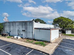 108 E Burton Road - Photo 8