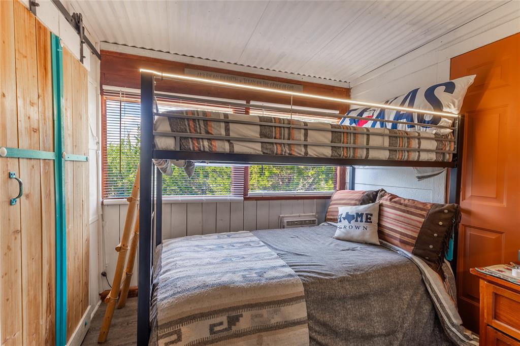 200 Retreat Drive - Photo 19