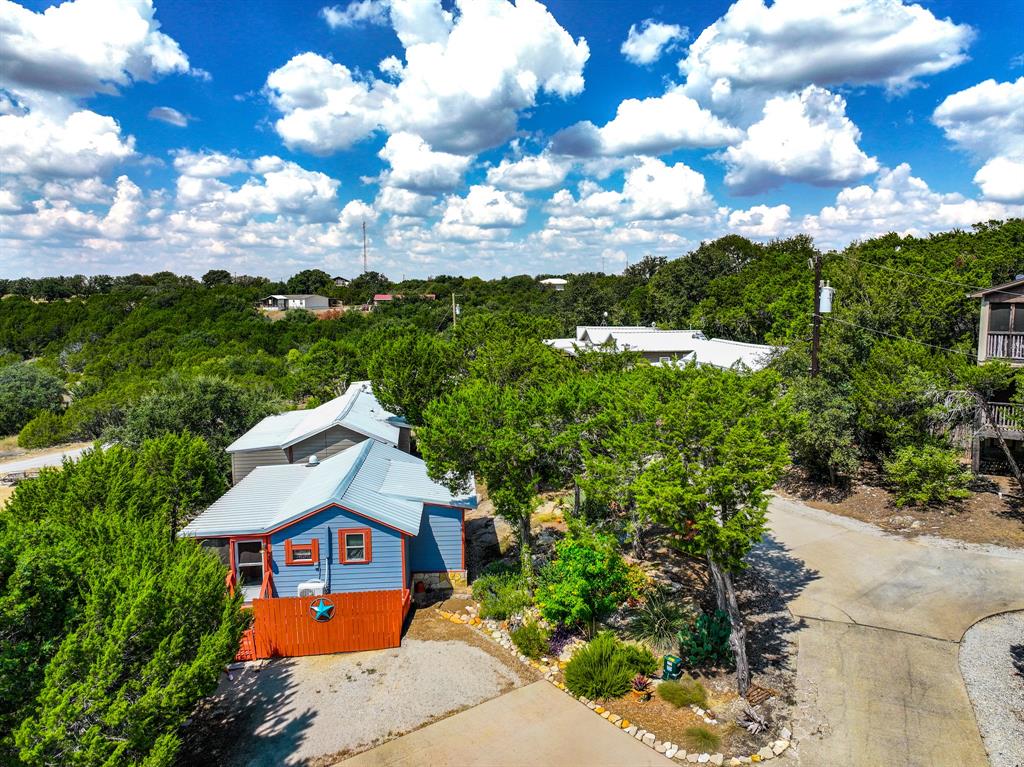 200 Retreat Drive - Photo 2
