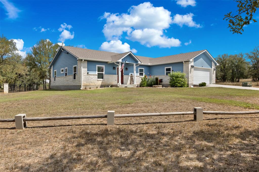 141 Eagle Point Cove - Photo 1