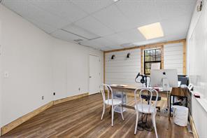 2710 Grant - Photo 17