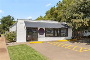 2710 Grant - Photo 2