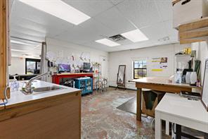 2710 Grant - Photo 20