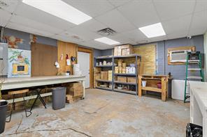 2710 Grant - Photo 29