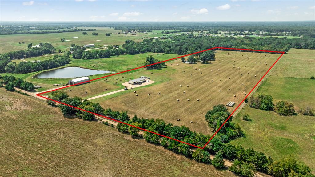 1750 County Road 34430 - Photo 3
