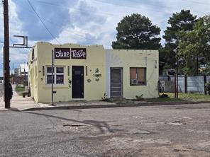 310 San Antonio Street - Photo 5