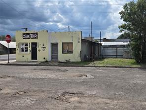 310 San Antonio Street - Photo 6