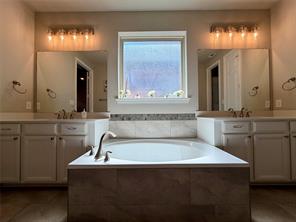 2705 Walnut Creek Lane - Photo 19
