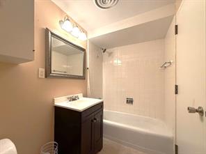 6211 W Northwest Highway - Photo 33