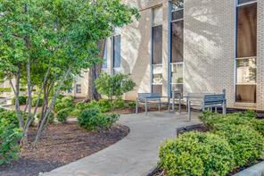 6211 W Northwest Highway - Photo 9