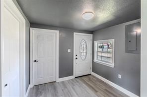 768 ELMWOOD Drive - Photo 17