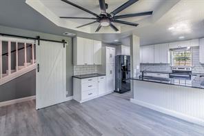 768 ELMWOOD Drive - Photo 5