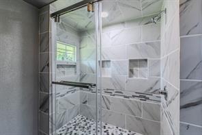 768 ELMWOOD Drive - Photo 9