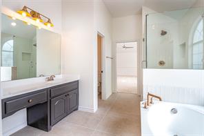 13347 Lincolnshire Lane - Photo 32