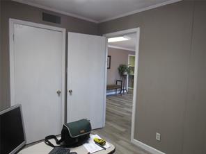 1802 N Center Street - Photo 12