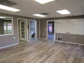 1802 N Center Street - Photo 17
