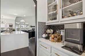 518 Valley Drive - Photo 5