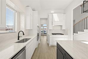 402 Crestview Drive - Photo 11