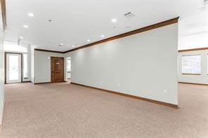5212 Village Creek Dr Drive - Photo 11