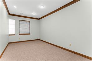5212 Village Creek Dr Drive - Photo 19