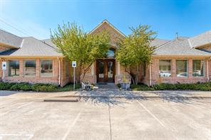 5212 Village Creek Dr Drive - Photo 2