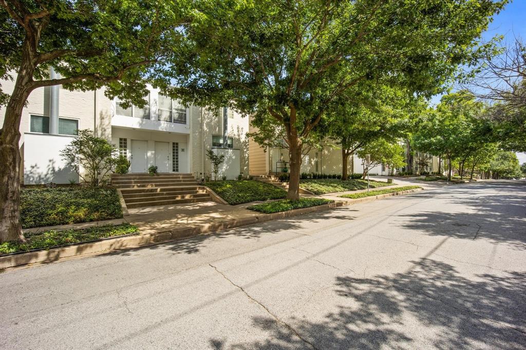 4134 Travis Street - Photo 26