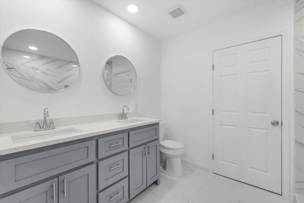 818 Hollywood Avenue - Photo 14