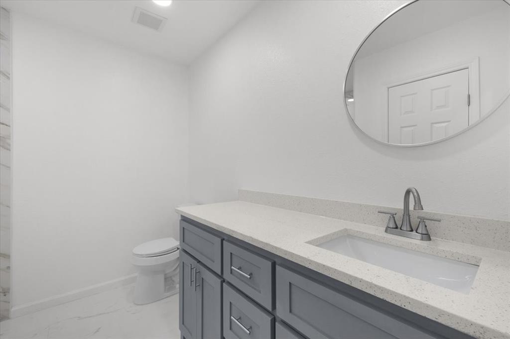 818 Hollywood Avenue - Photo 18