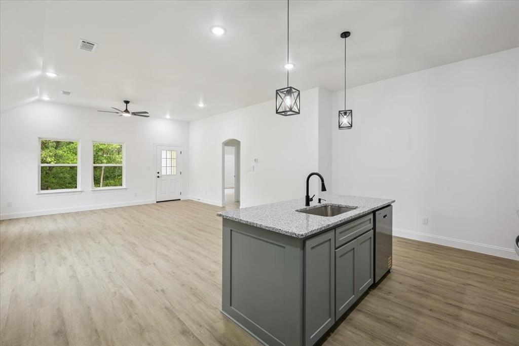 111 N Oak Street - Photo 19